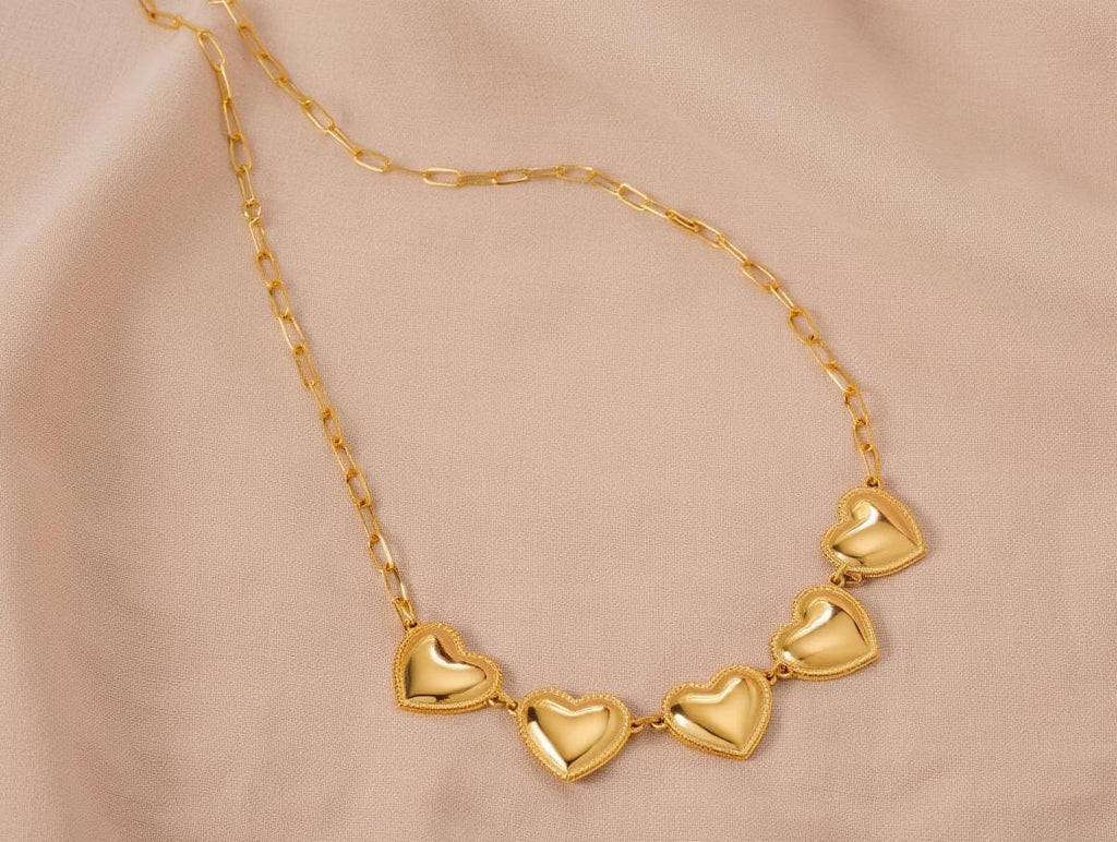 Amour Choker