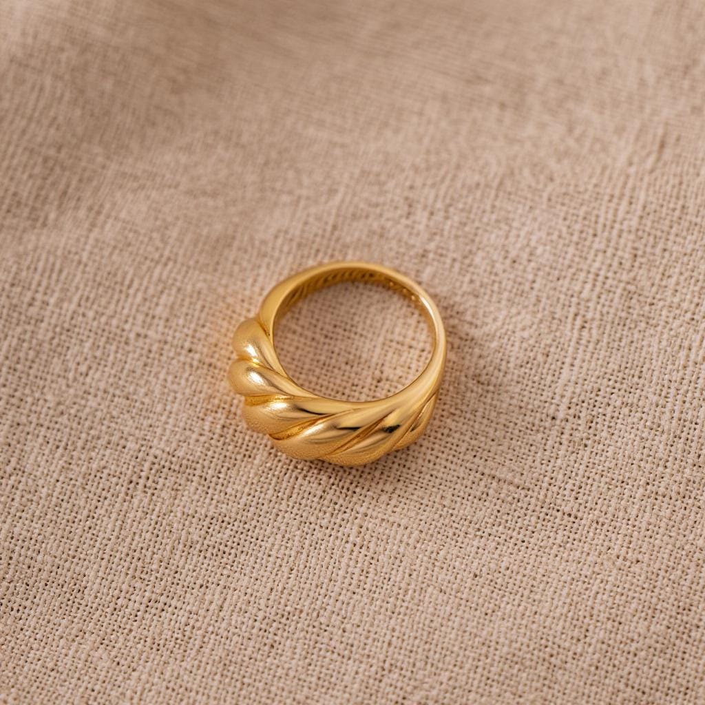Croissant Dome Ring