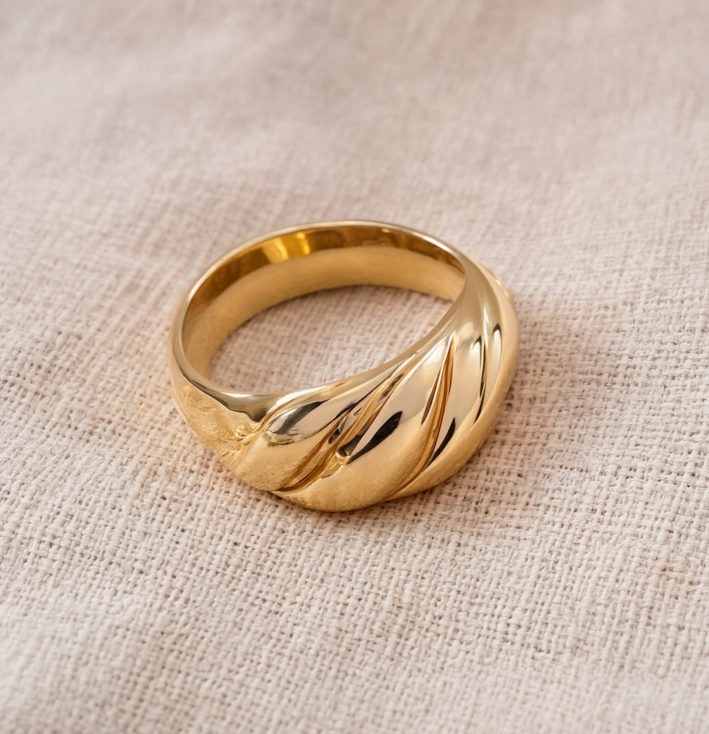 Croissant Dome Ring