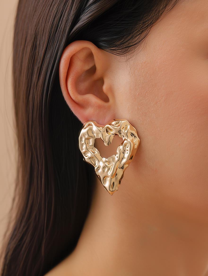 Amour Melt Studs