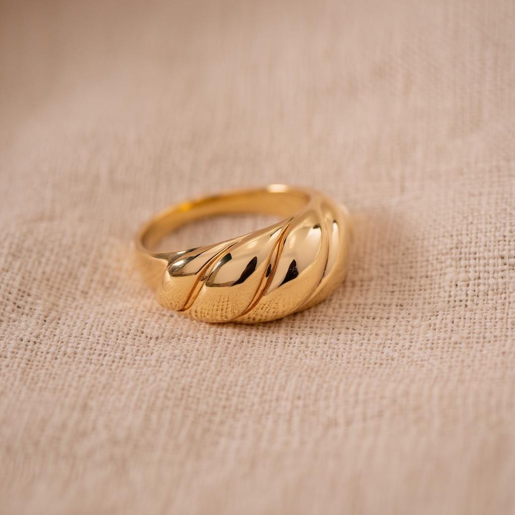 Croissant Dome Ring